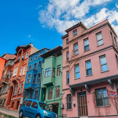 Maria Balat House *
